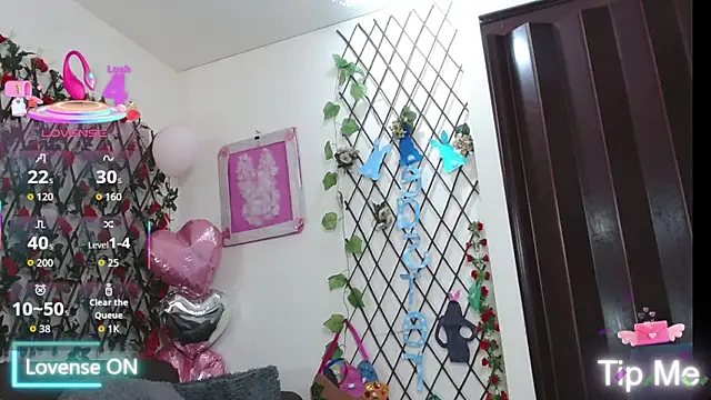 LiamBrown09 online show from April 15, 2026, 7:58 pm