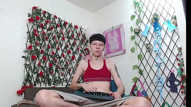 LiamBrown09 online show from April 16, 2026, 7:47 pm