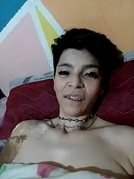 Snapshot of Lulypsicologasexual chatting on October 18, 2025, 12:35 am Lulypsicologasexual online show from October 18, 2025, 12:35 am