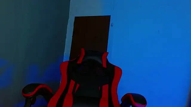 alexgiraldo   online show from March 30, 2026, 10:49 am