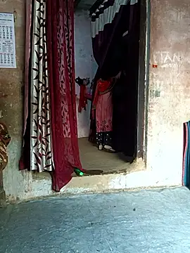 heena3355 online show from November 29, 2025, 4:04 am