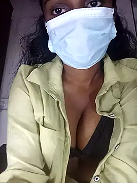 MickMicky online show from October 25, 2025, 1:35 am