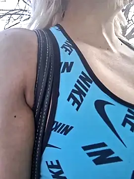 Splash Queen420 online show from March 25, 2026, 11:00 pm