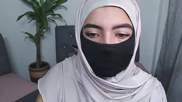 Snapshot of jade_nassar chatting on October 8, 2025, 7:44 pm jade nassar online show from October 8, 2025, 7:44 pm