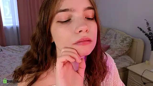 Evi Brook online show from April 23, 2026, 1:35 pm