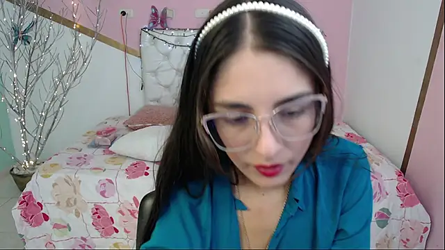 sofi san online show from October 2, 2025, 2:02 pm