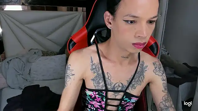 sara slut21 online show from December 11, 2024, 5:04 pm