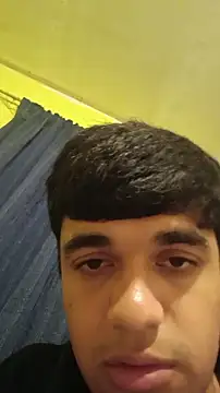 juanfritaa21 online show from February 3, 2026, 4:10 am