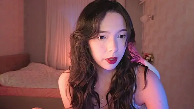 Snapshot of yuna_sunshy chatting on June 2, 2026, 12:23 am yuna sunshy online show from June 2, 2026, 12:23 am