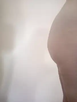 Snapshot of AmandaXXX98 chatting on September 19, 2025, 1:56 pm AmandaXXX98 online show from September 19, 2025, 1:56 pm