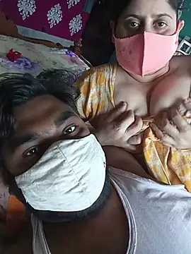 Snapshot of indiancouple659 chatting on March 3, 2026, 6:41 am indiancouple659 online show from March 3, 2026, 6:41 am