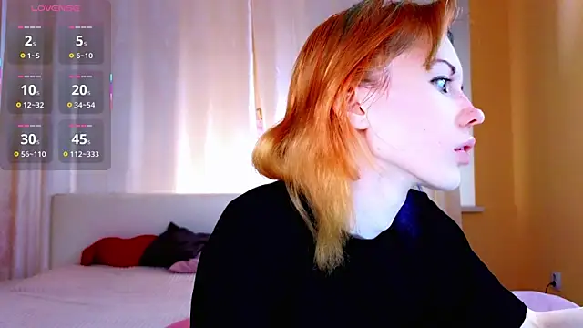 Snapshot of Kiara_Dream chatting on June 19, 2026, 10:35 pm Kiara Dream online show from June 19, 2026, 10:35 pm