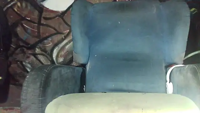 lovehairymature90 online show from October 29, 2025, 7:37 pm