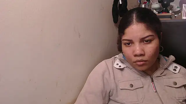 madelene online show from November 7, 2025, 11:38 pm