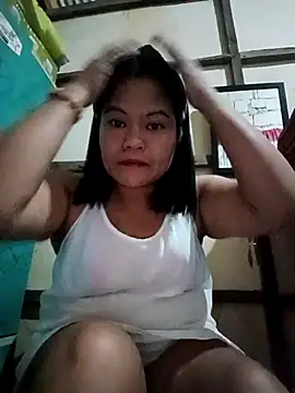 Snapshot of DignaRocero chatting on October 9, 2025, 1:58 am DignaRocero online show from October 9, 2025, 1:58 am