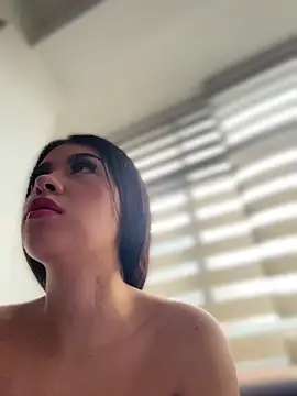 Linda LS online show from February 10, 2026, 6:56 pm