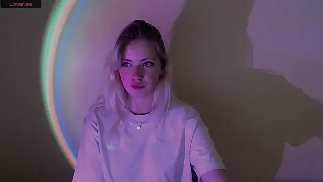 AliceHotty  online show from September 24, 2025, 12:52 pm