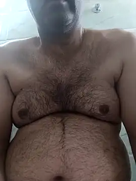 moonflower25 online show from March 6, 2026, 4:42 am