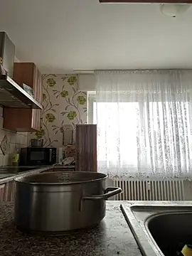 Emilia Mausi online show from February 13, 2026, 3:19 pm