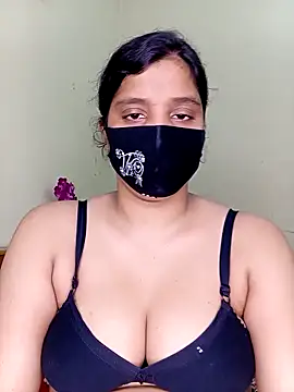 Rose-luckey online show from March 31, 2026, 6:19 pm