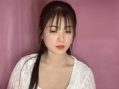 One-nice online show from November 18, 2025, 1:22 am