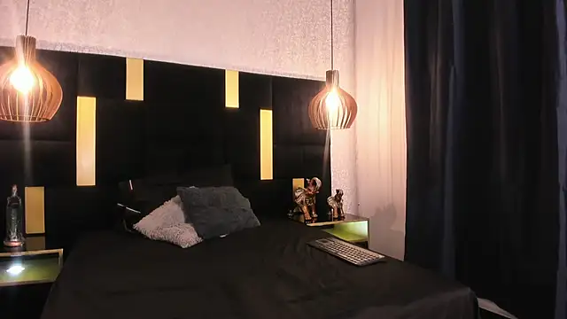 Lucio  Fox online show from April 20, 2026, 11:46 am