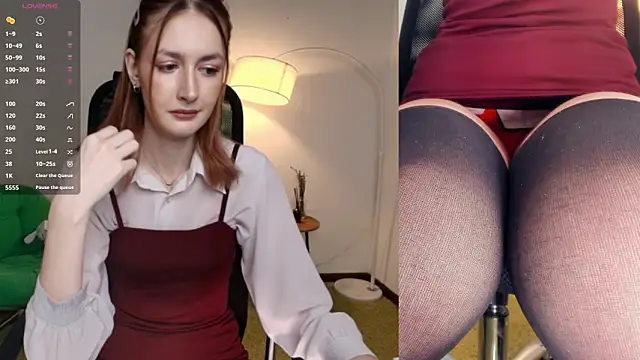 Snapshot of EasterBlink chatting on February 2, 2026, 9:08 am EasterBlink online show from February 2, 2026, 9:08 am