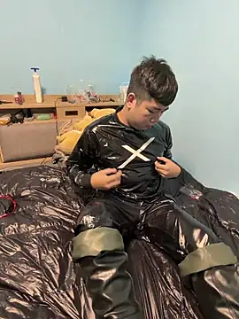 gary0213 online show from March 6, 2026, 6:54 am