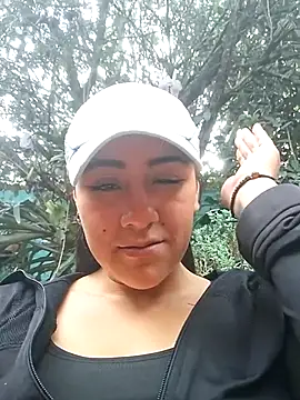 CAROLINE  07 online show from February 22, 2026, 8:18 pm