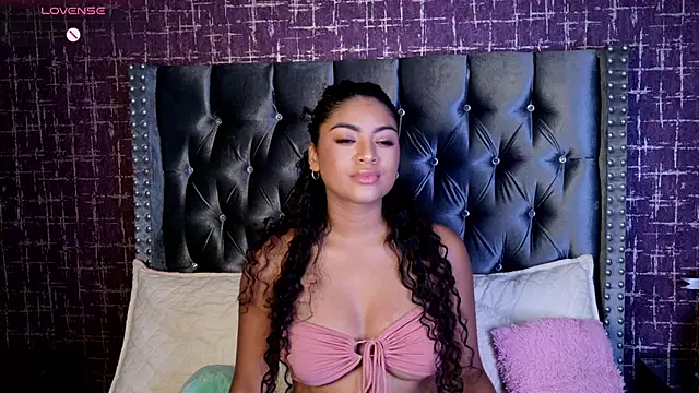 Carly Monroe  online show from September 22, 2025, 10:12 pm