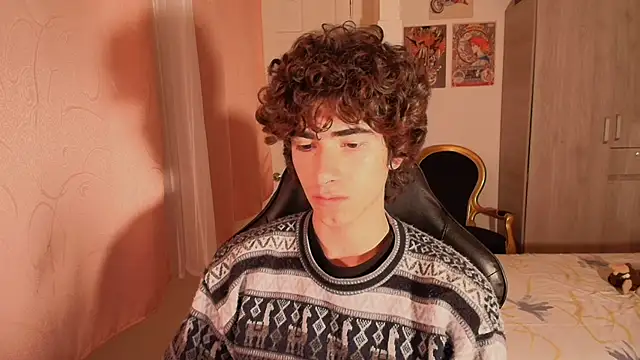 Nude Boy18 online show from October 21, 2025, 4:02 am