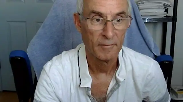 funone1999 online show from October 9, 2025, 9:57 pm