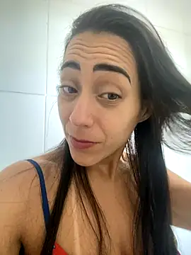 lucioliveira online show from November 10, 2025, 2:05 pm