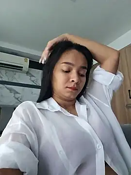 Natural Asian Girl online show from September 9, 2025, 6:46 am