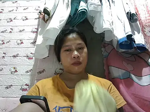 Pilipinalyn23 online show from June 13, 2026, 11:35 pm