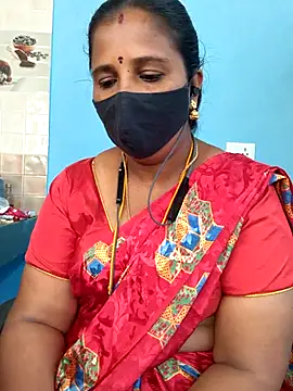 Snapshot of Tamil_Sweety chatting on November 19, 2025, 1:49 am Tamil Sweety online show from November 19, 2025, 1:49 am