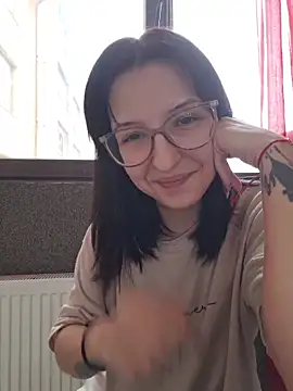 AllexyAle online show from March 12, 2026, 5:35 am