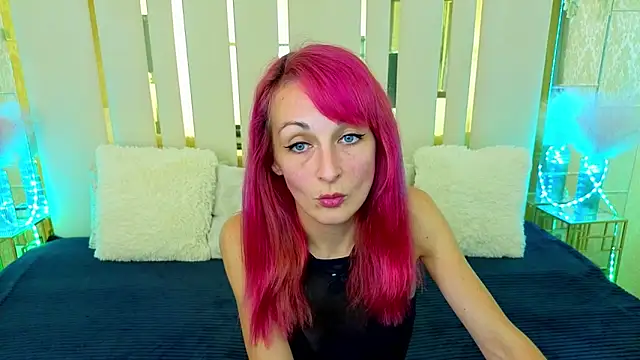 BrandyBloom online show from November 2, 2025, 8:33 pm