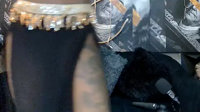 Lilmisbaddyxxx online show from March 25, 2026, 4:57 pm