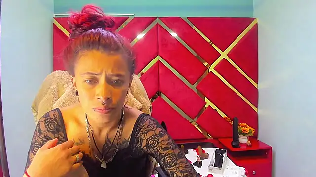 Snapshot of Kataleya_Luck chatting on November 27, 2025, 3:19 am Kataleya Luck online show from November 27, 2025, 3:19 am