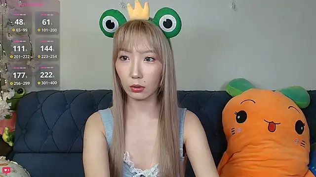 Snapshot of Yume_ko chatting on April 3, 2026, 12:19 am Yume ko online show from April 3, 2026, 12:19 am
