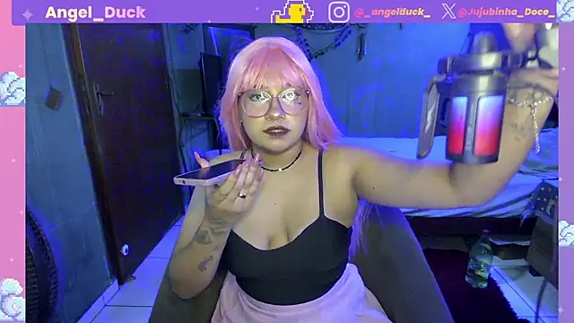 Angel Duck online show from March 17, 2026, 10:13 pm