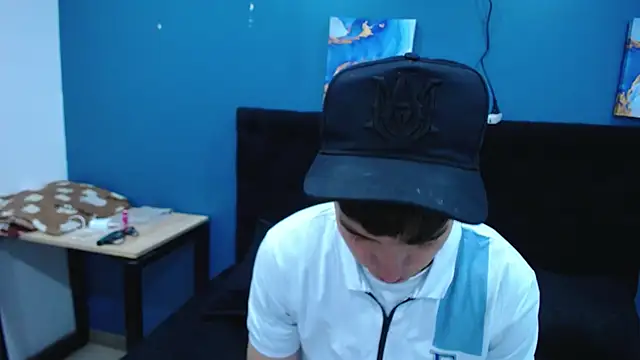 Jheampiiero online show from November 10, 2025, 2:49 pm