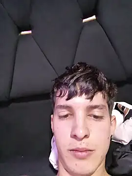 Jheampiiero online show from February 4, 2026, 8:36 pm