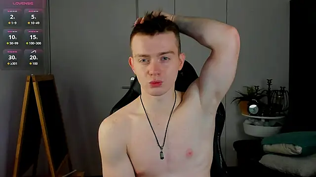 Happydeimos online show from November 17, 2025, 10:15 pm