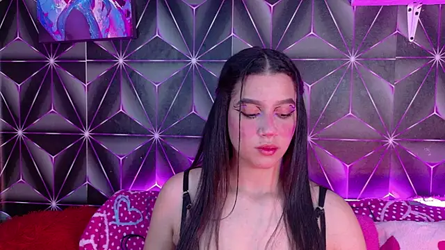 Snapshot of Megan_Luxe chatting on September 26, 2025, 4:27 am Megan Luxe online show from September 26, 2025, 4:27 am