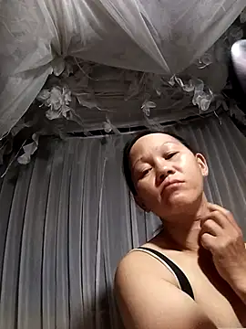 MaiHoa69 online show from September 16, 2025, 2:45 am