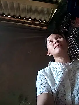 MaiHoa69 online show from October 3, 2025, 2:52 am