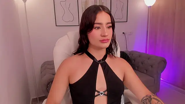 Saskia litt online show from September 17, 2025, 3:52 am