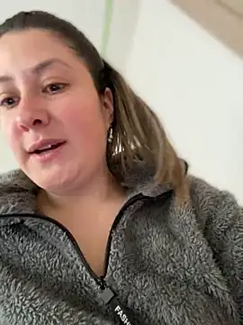 Snapshot of Abby-LS chatting on September 30, 2025, 5:40 pm Abby-LS online show from September 30, 2025, 5:40 pm